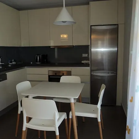 Apartment Violeta *