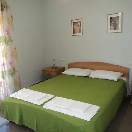 Apartment Violeta Lefkada City